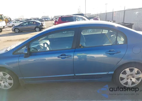 2009 Honda Civic Lx z USA, uszkodzony, nr VIN 19XFA16579E030732